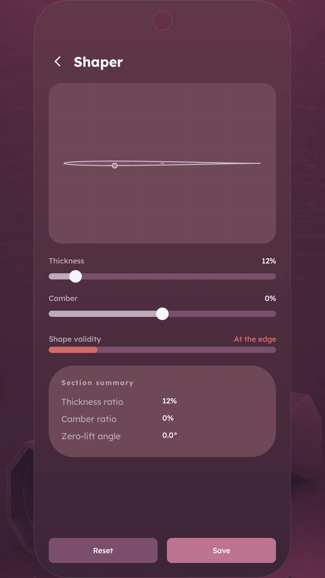 Kivoraq Shaper screen with thickness and camber sliders and a section summary
